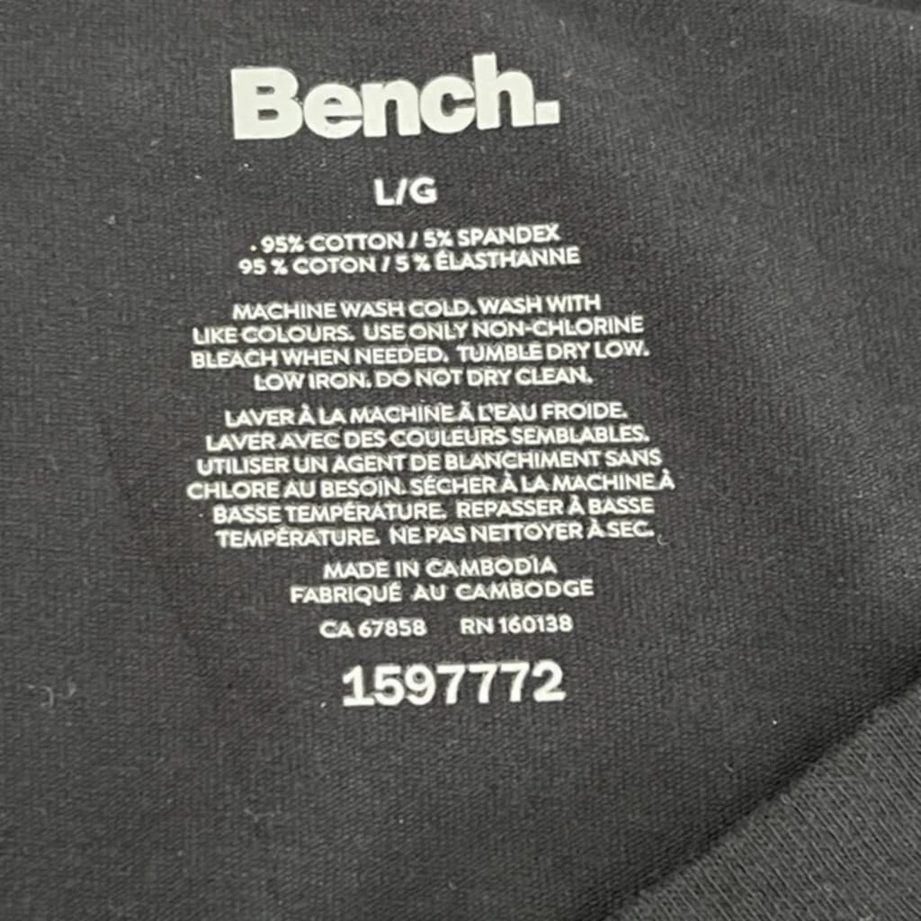 Black Bench Men's V-Neck T-Shirt - photo 3
