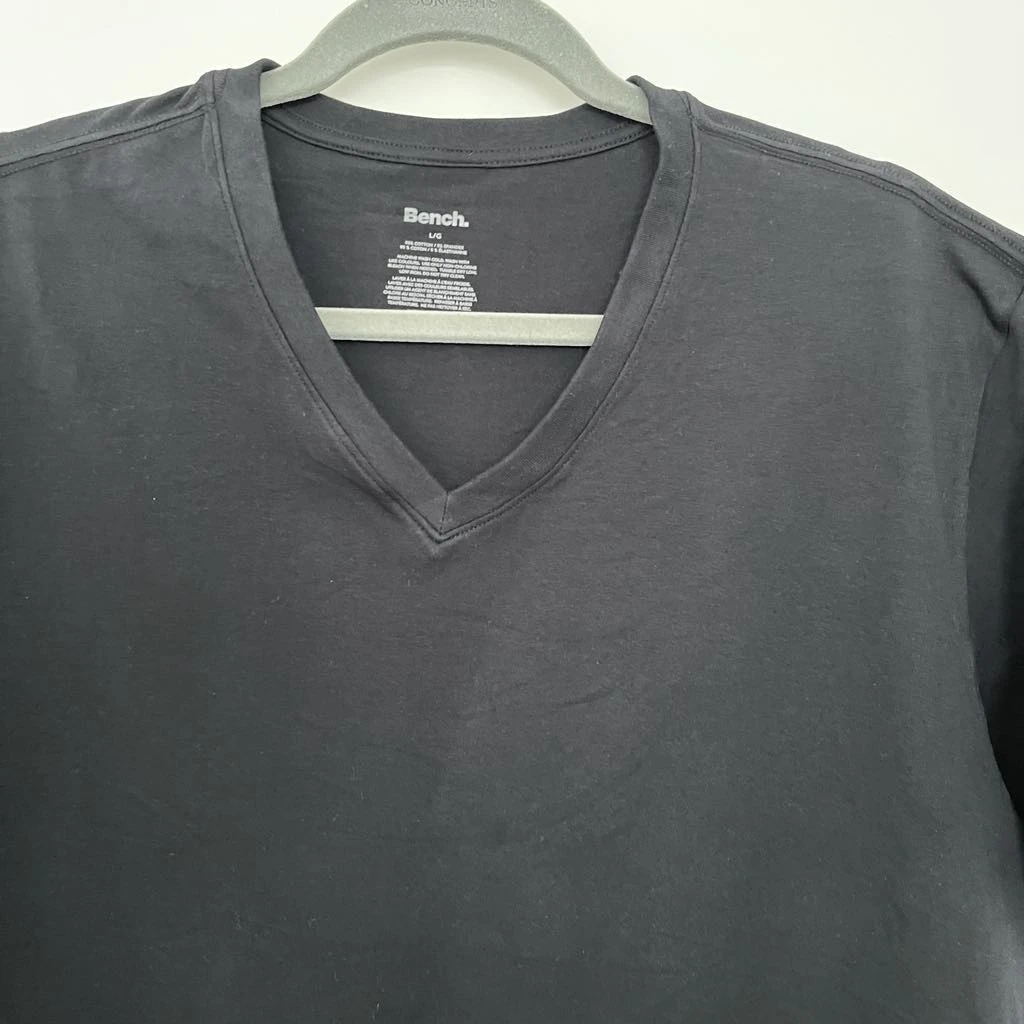 Black Bench Men's V-Neck T-Shirt - photo 4