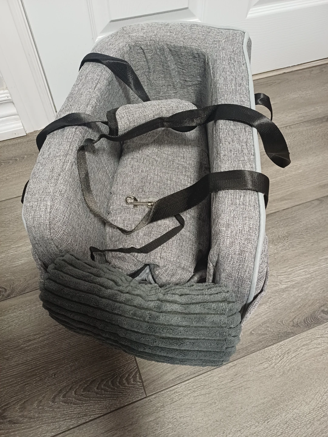 Pet Car Seat Booster Carrier Bag - photo 4