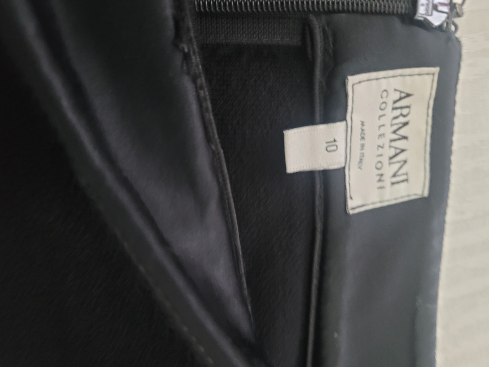 Armani Collezioni Black Skirt Size 10