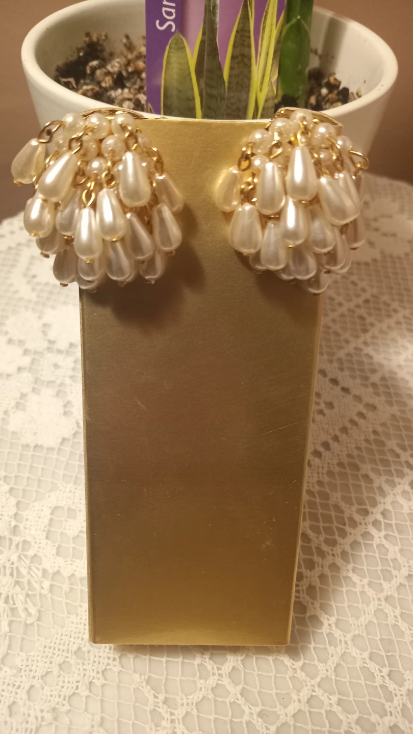 Vintage Pearl Cluster Clip-On Earrings