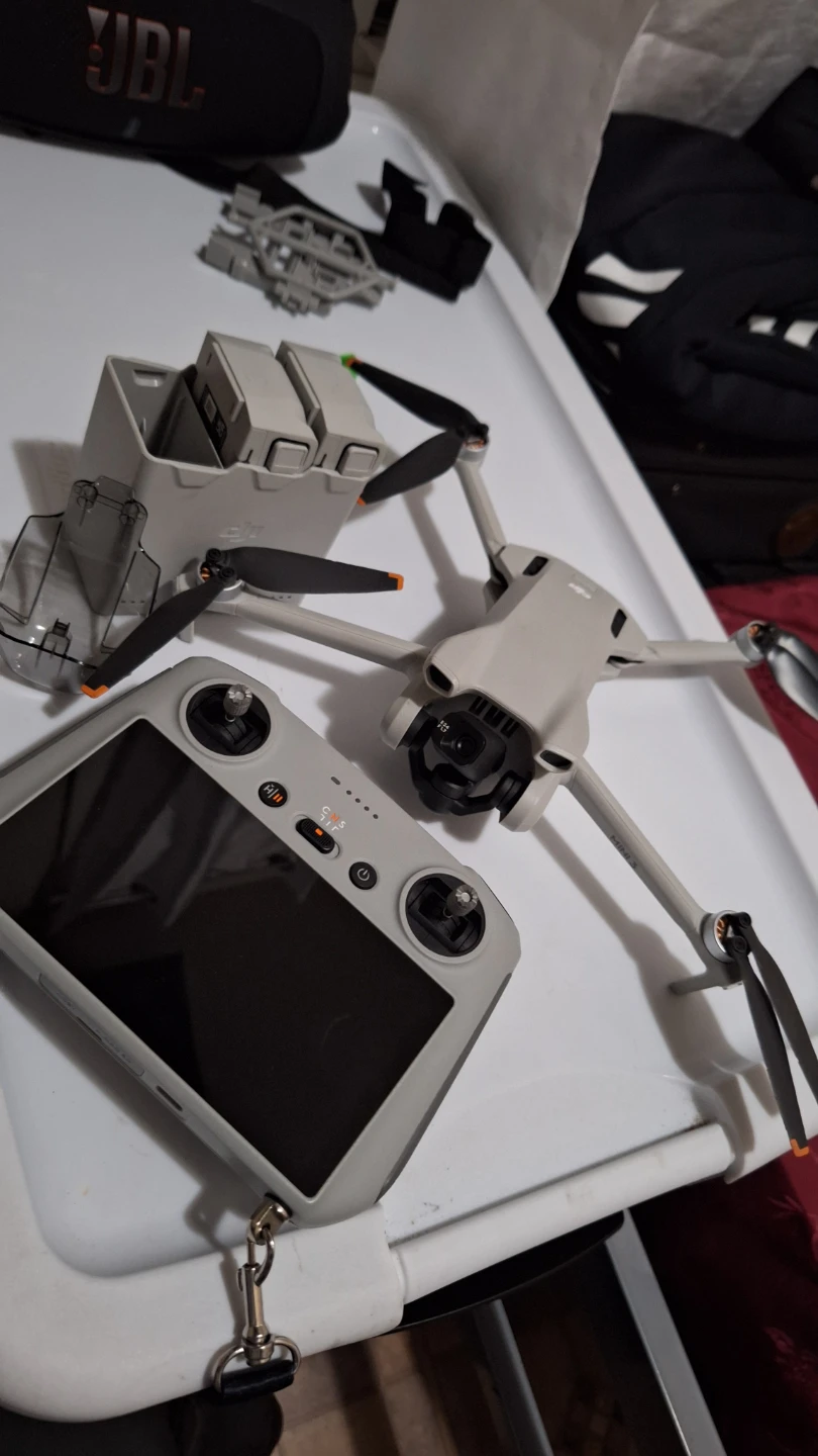 Dron dji mini 3 fly mor combo