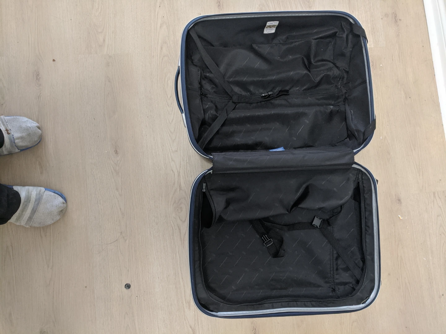Navy Blue Hardside Spinner Luggage - photo 5
