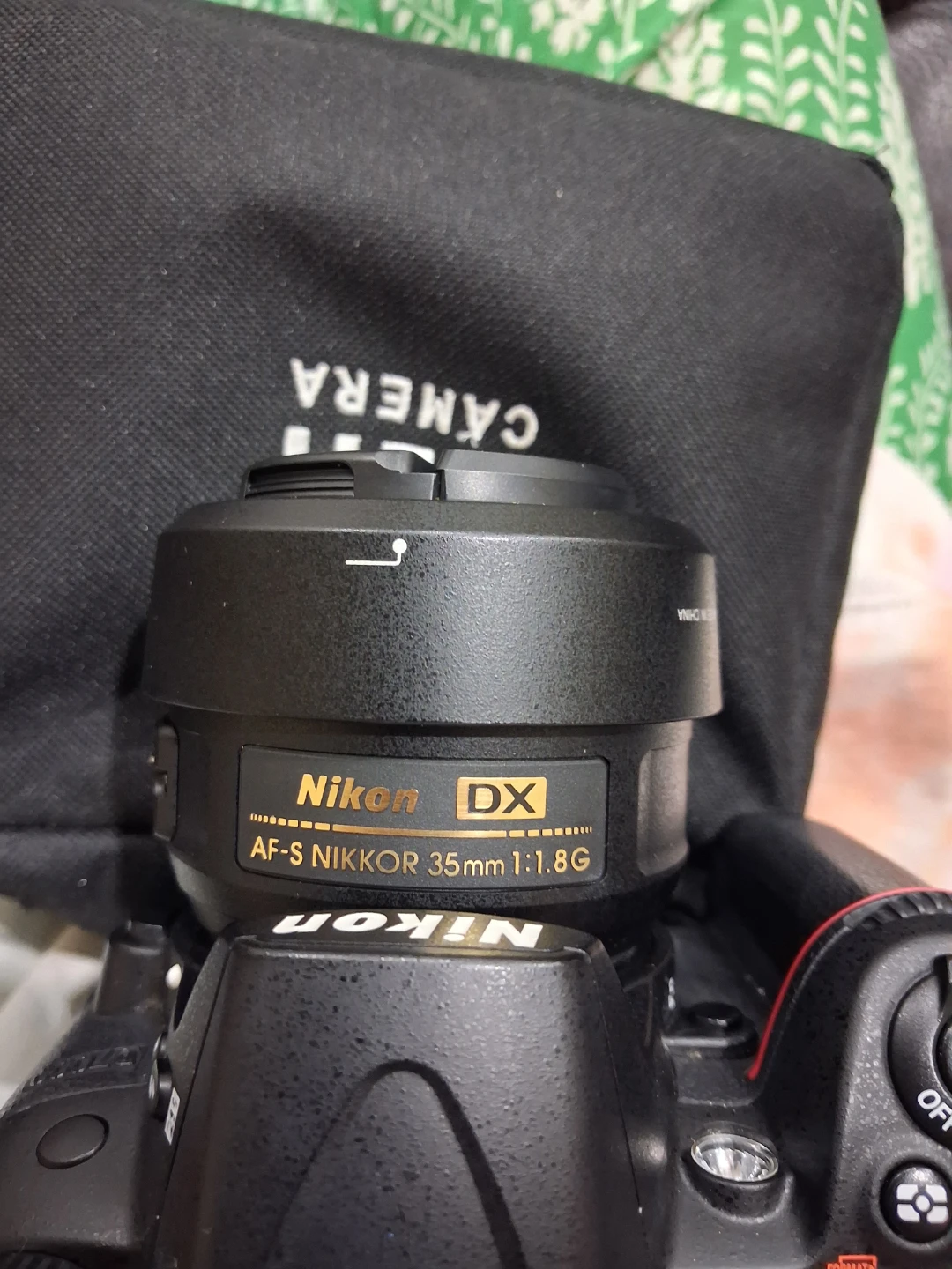 Nikon DX AF-S NIKKOR 35mm 1:1.8G Lens - photo 5