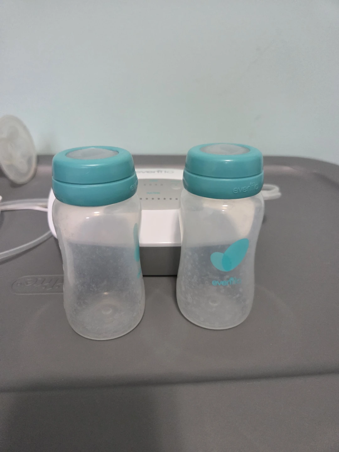 Evenflo Double Electric Breast Pump with Bottles - photo 5
