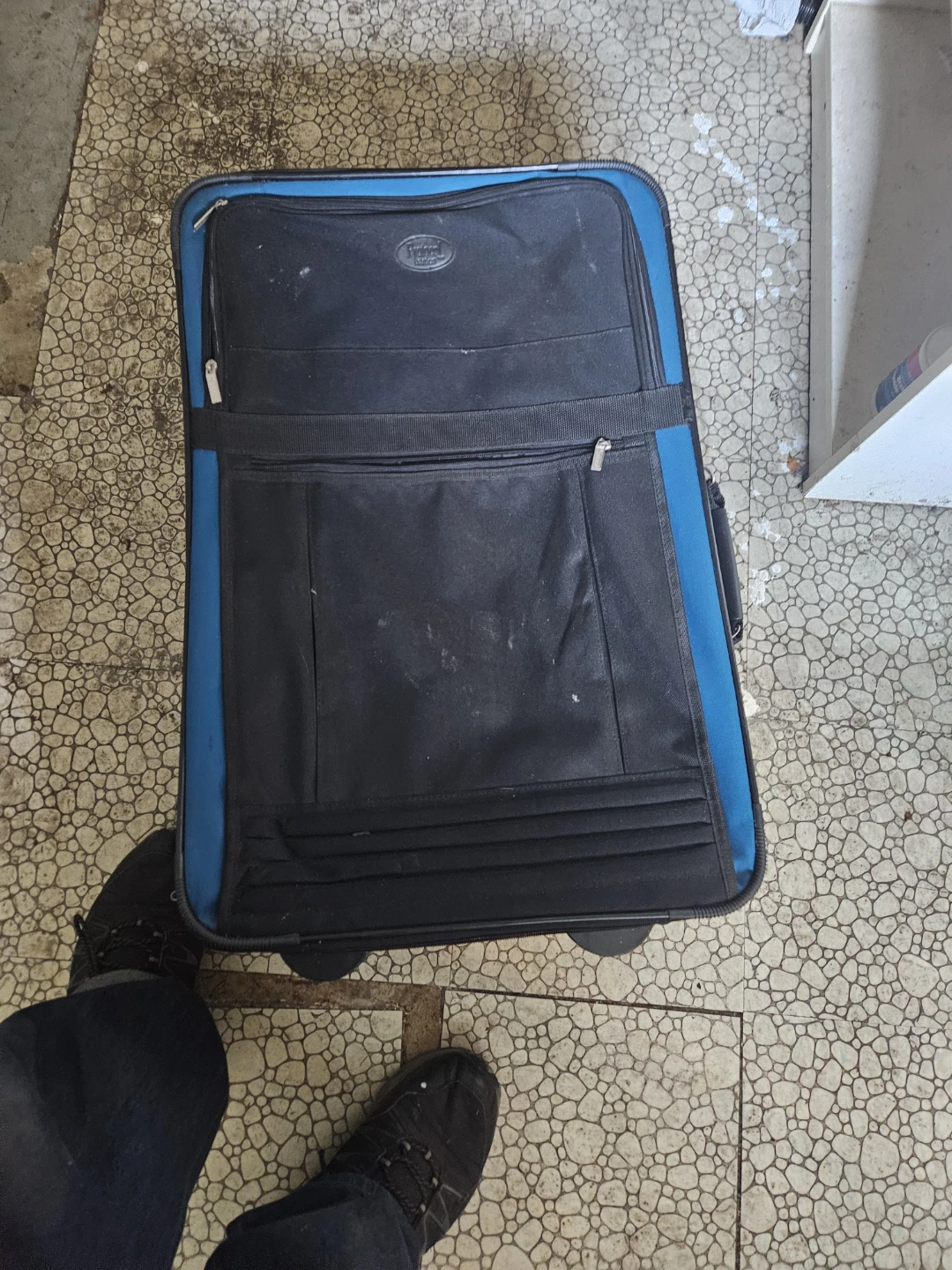 Protocol Basics Black & Blue Rolling Suitcase - photo 2