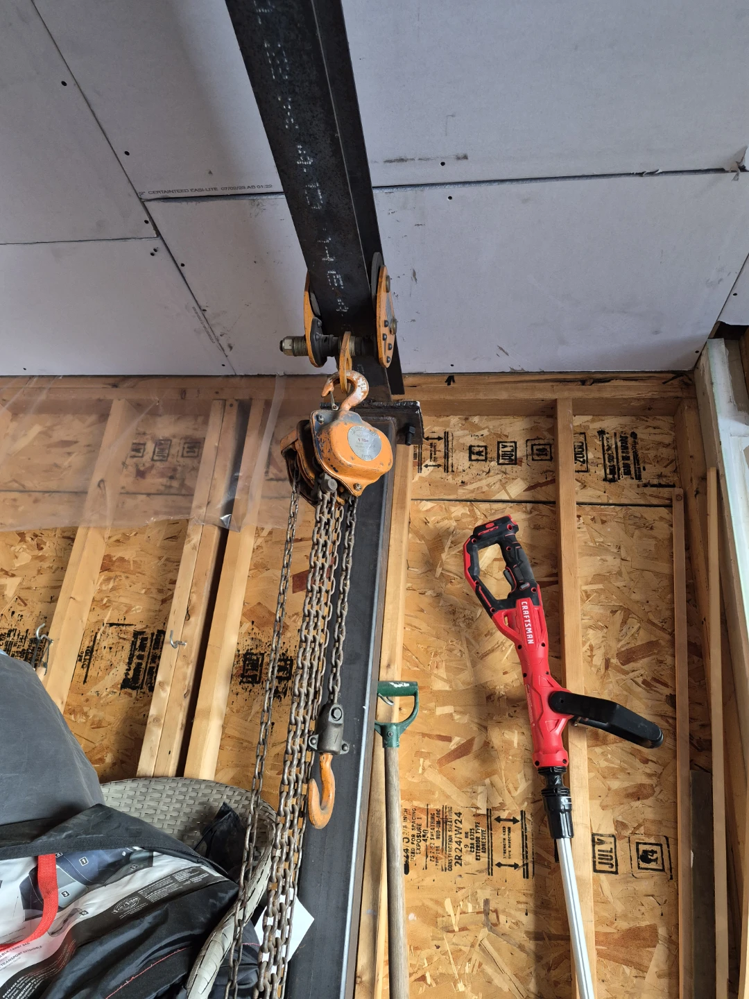 21'x9' approx. Crane/hoist - photo 3
