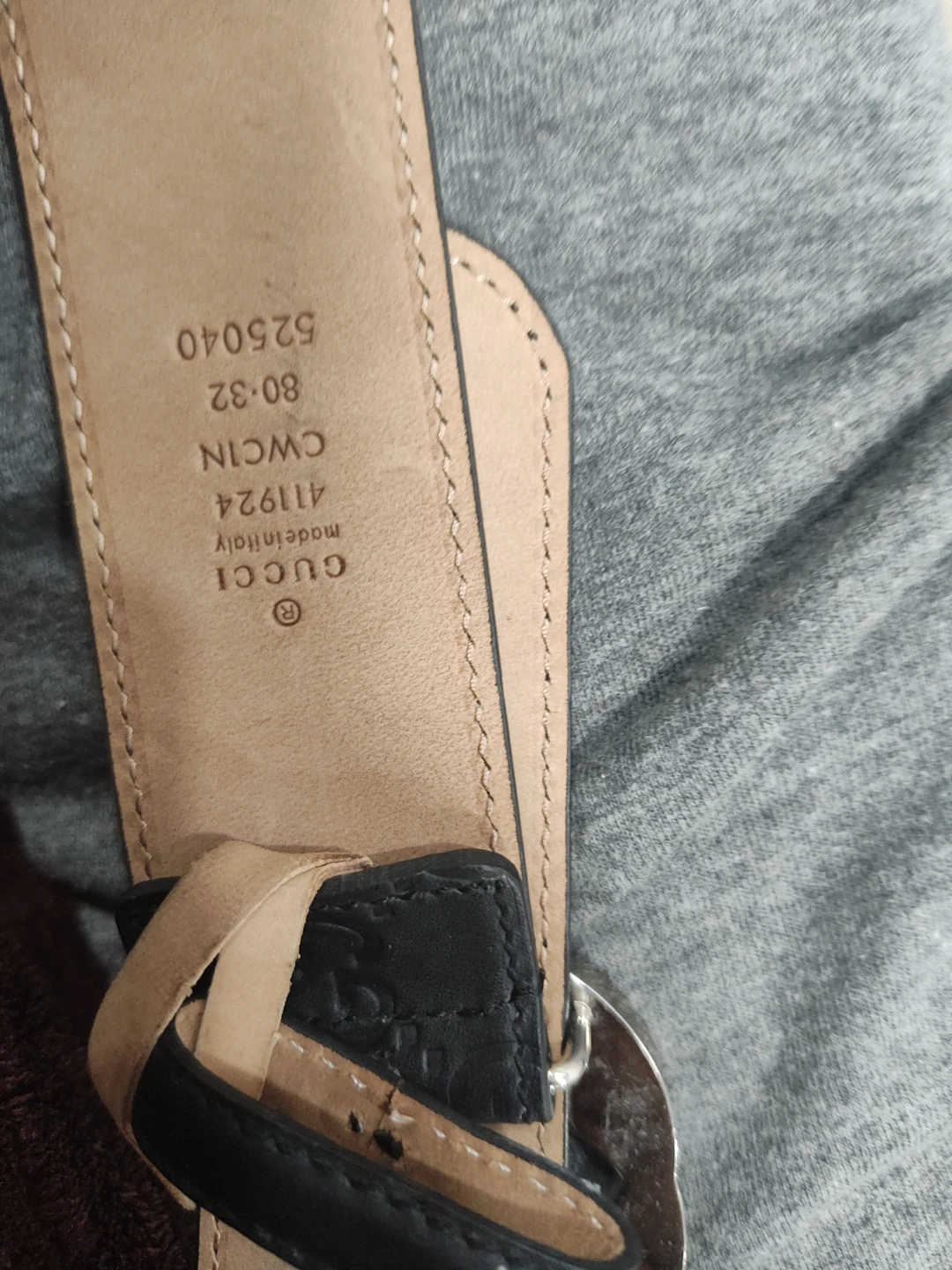 Gucci Black Leather Belt with GG Buckle - Size 80/32 - photo 4