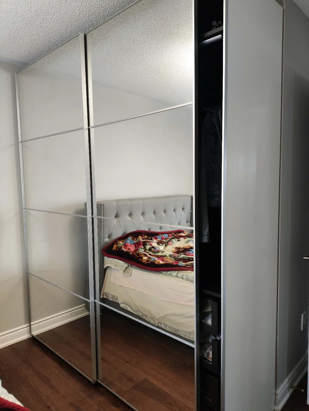 Sliding Mirror Door Wardrobe with Drawers - photo 3