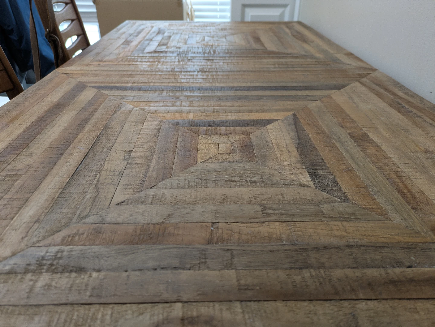 Structube solid wood table - photo 2