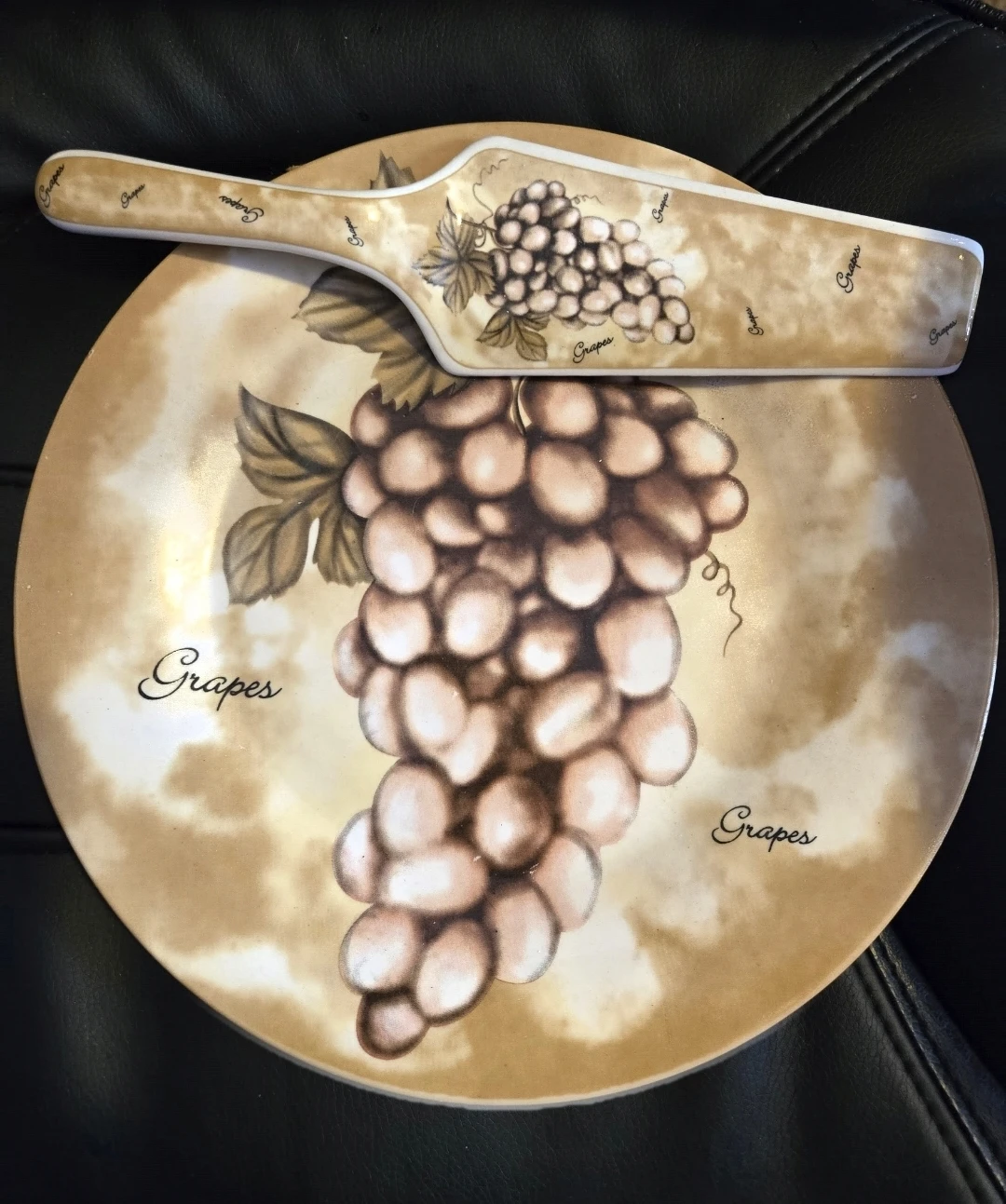 Grape Design Cake Server and Plate Set