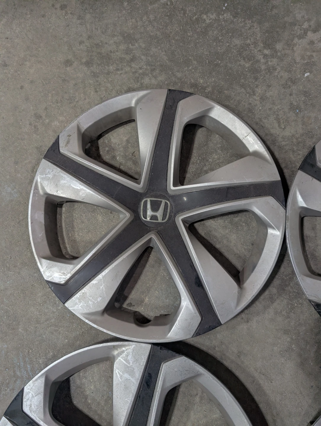 (4)-16 Inch Honda Civic Wheel Covers - photo 4