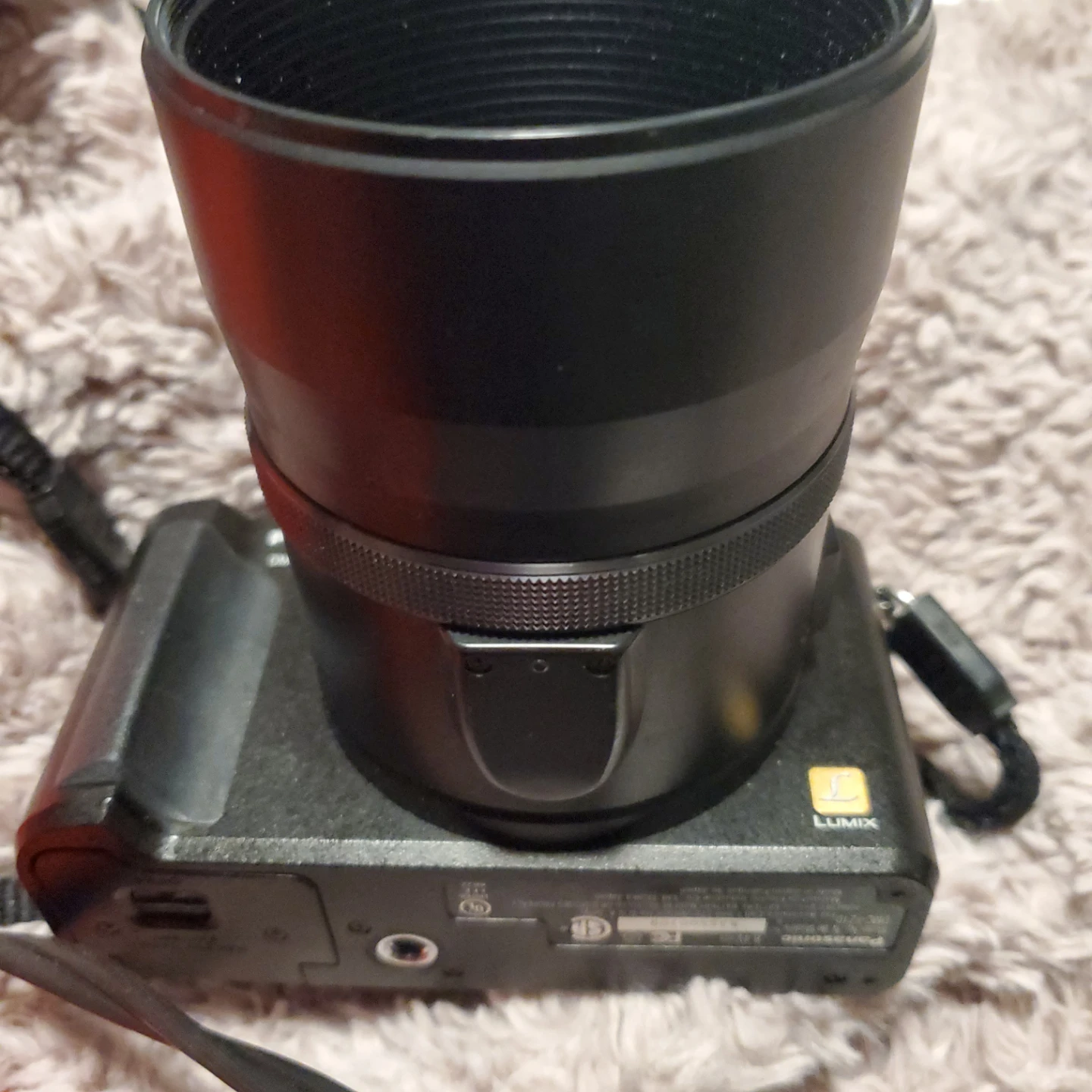 Panasonic Lumix DMC-FZ10 Digital Camera - photo 3