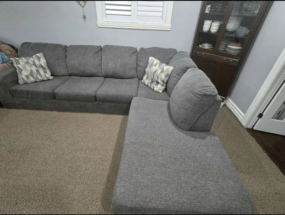 Grey Sectional Sofa with Chaise