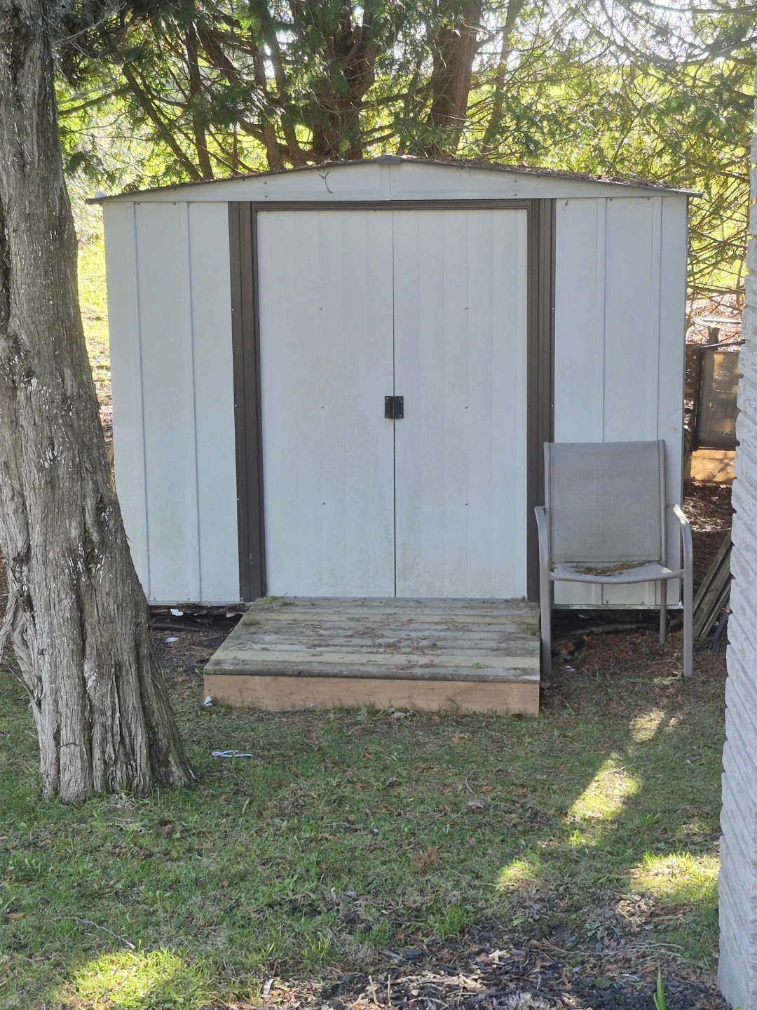 2.  6 x 8  Sheds 100. Each