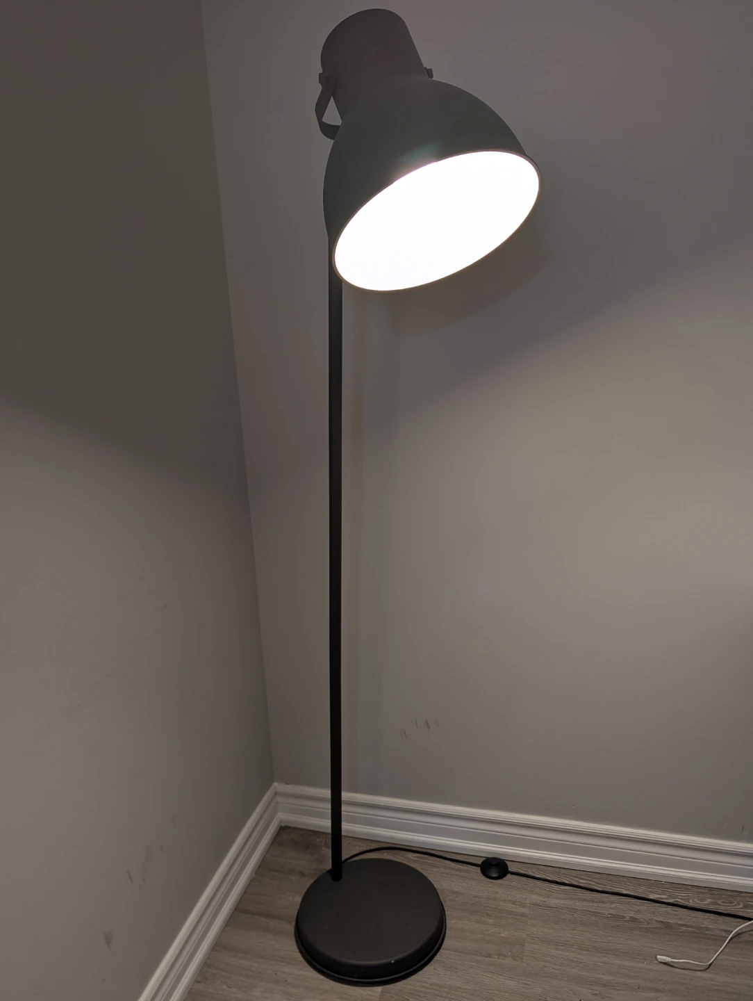 IKEA Hektar Floor Lamp - Black - photo 2