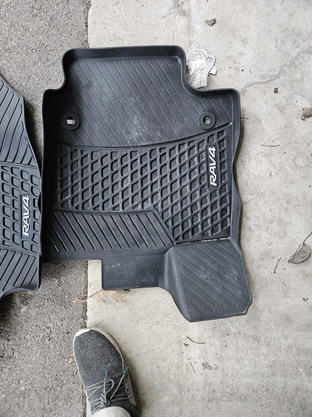 RAV4 All Season Car Mats