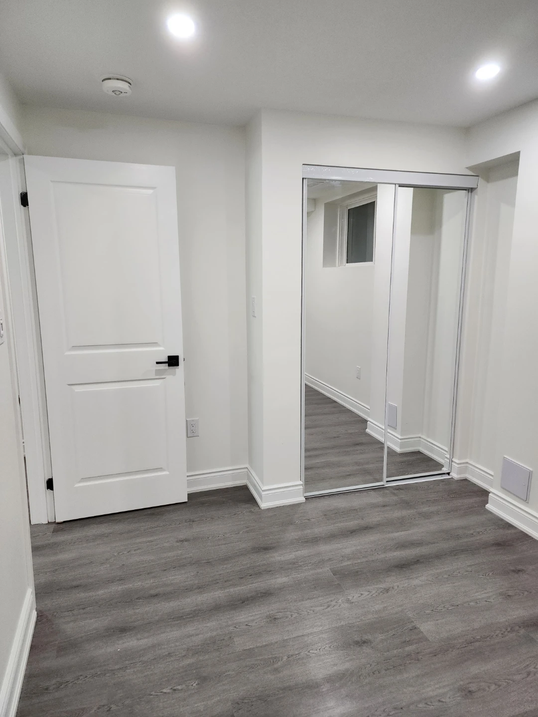 2 Bedrooms basement - photo 3