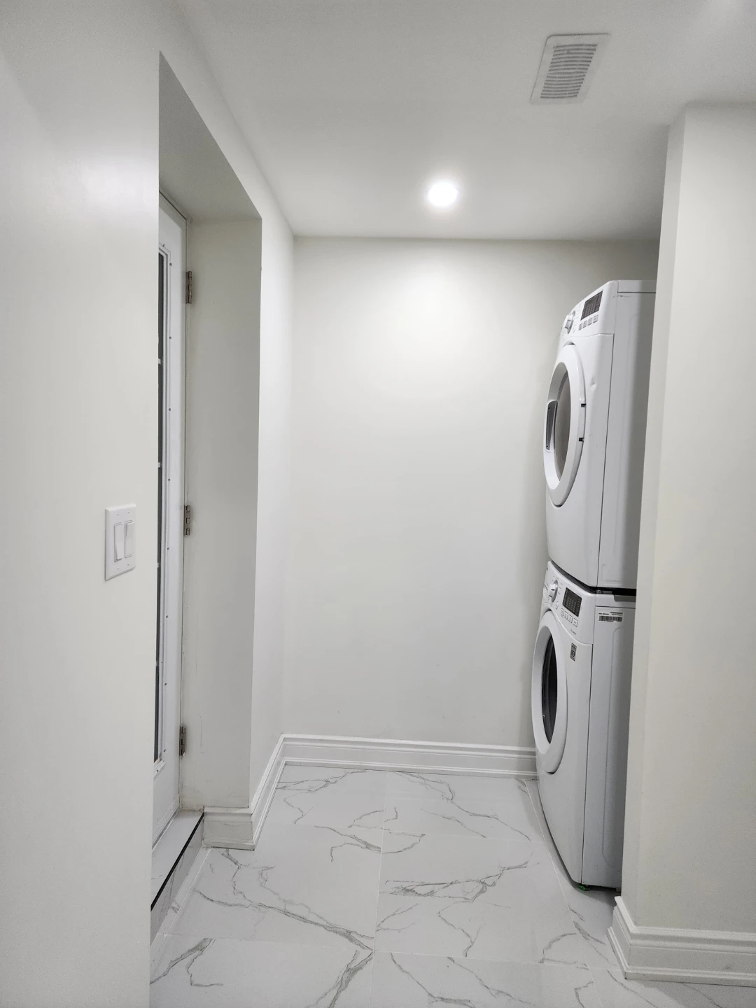 2 Bedrooms basement - photo 5