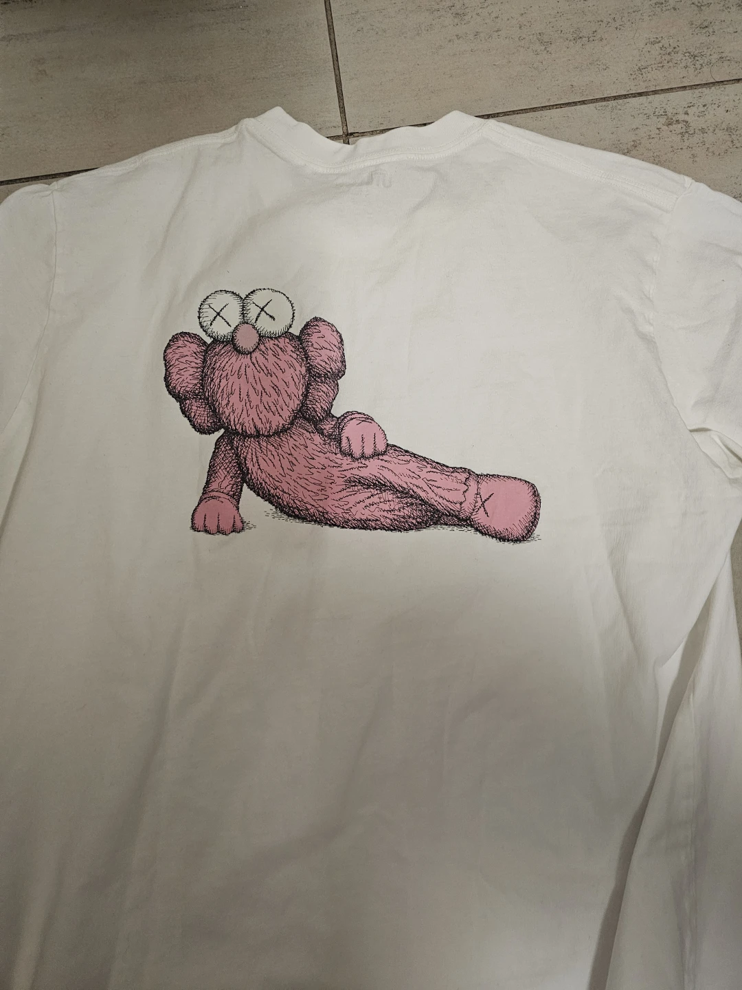 Uniqlo KAWS T-Shirt - photo 3