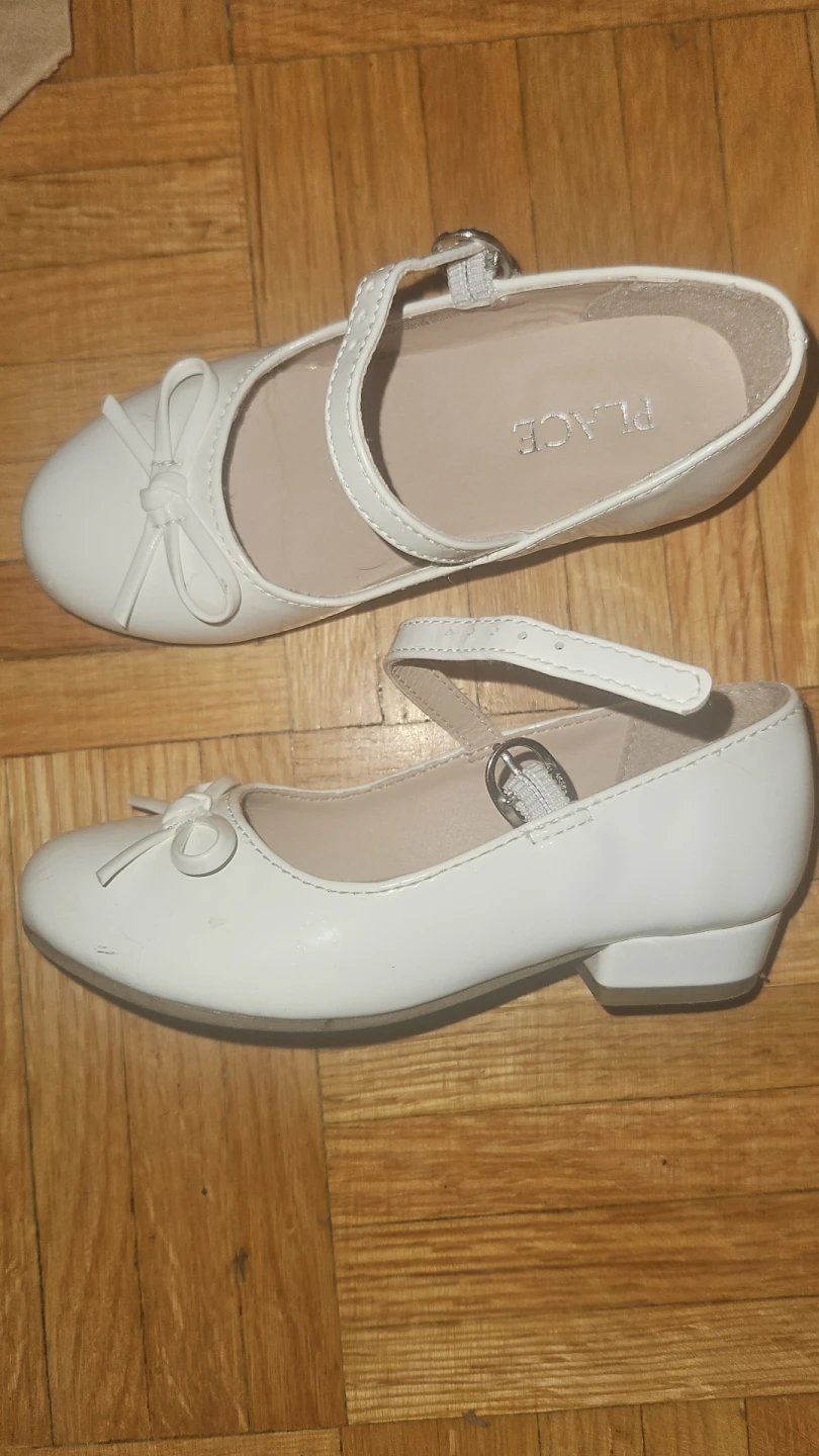 Toddler Girl size 8 White Dress Shoes - photo 2