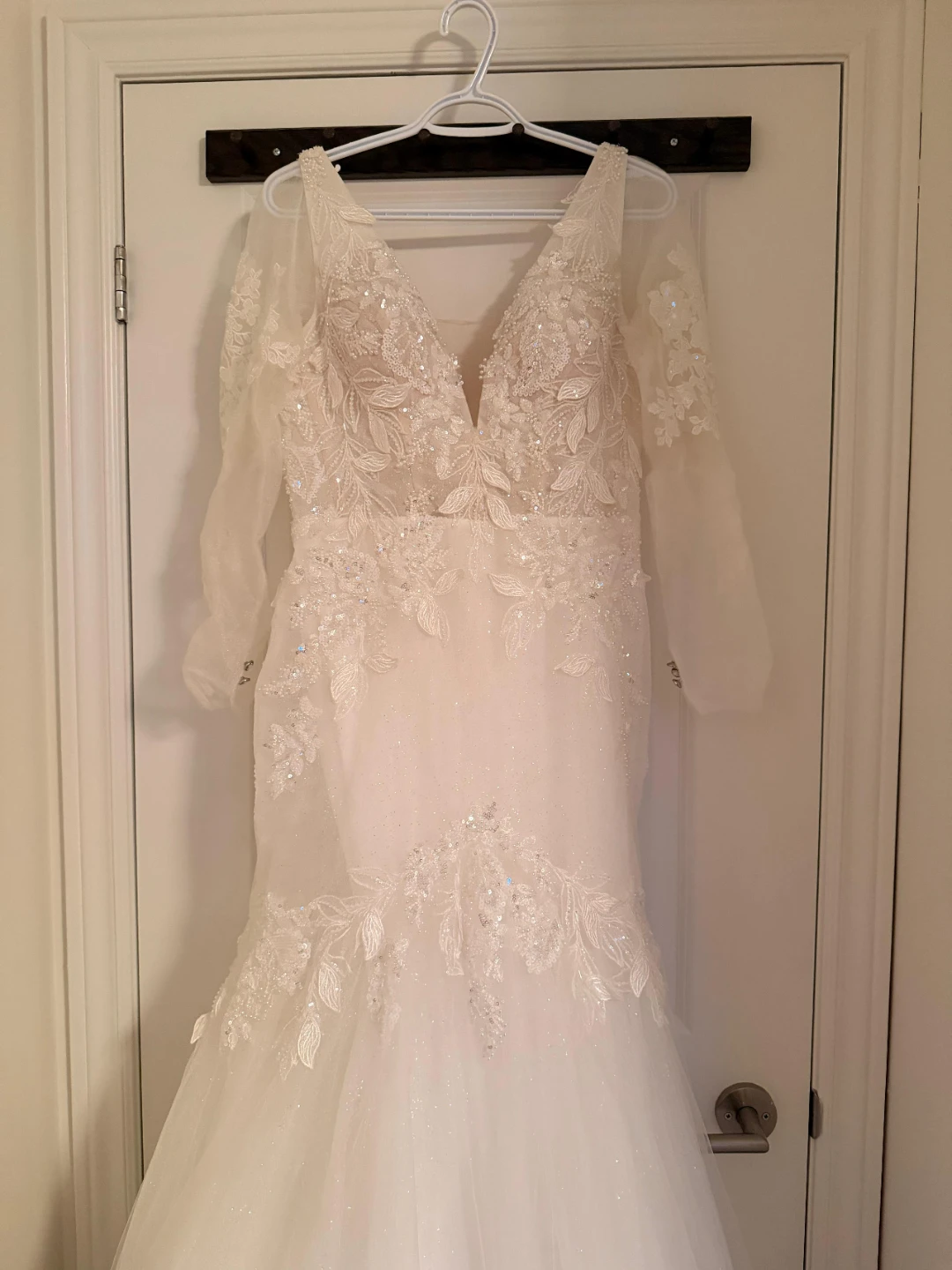 Ivory Wedding Dress with Long Sleeves and Sequins - photo 2