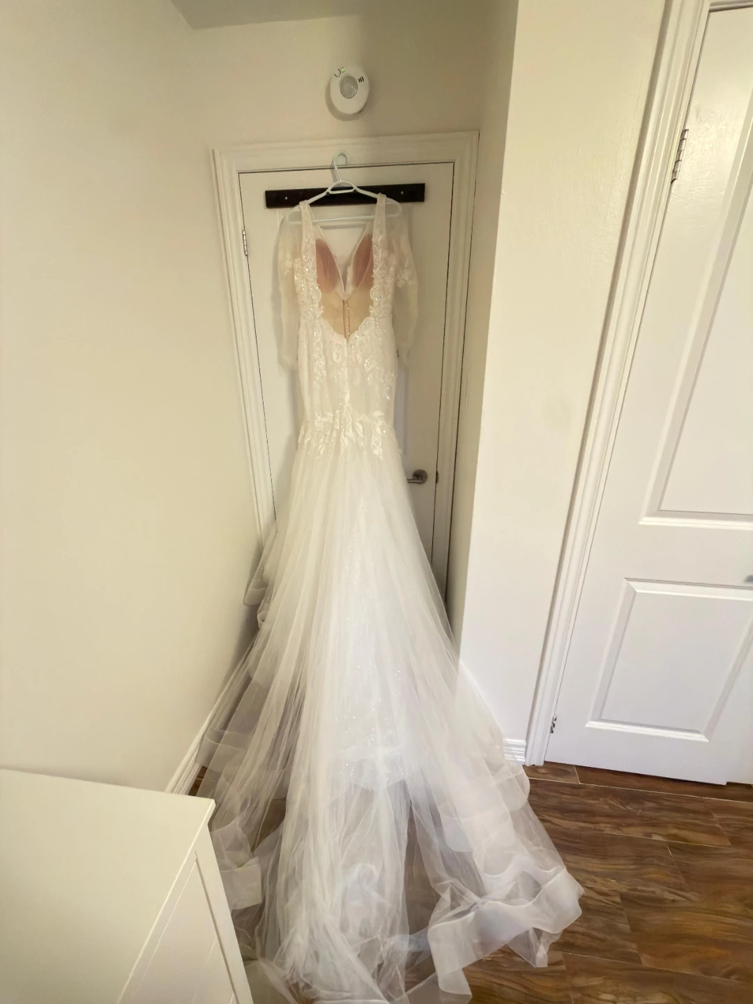 Ivory Wedding Dress with Long Sleeves and Sequins - photo 4