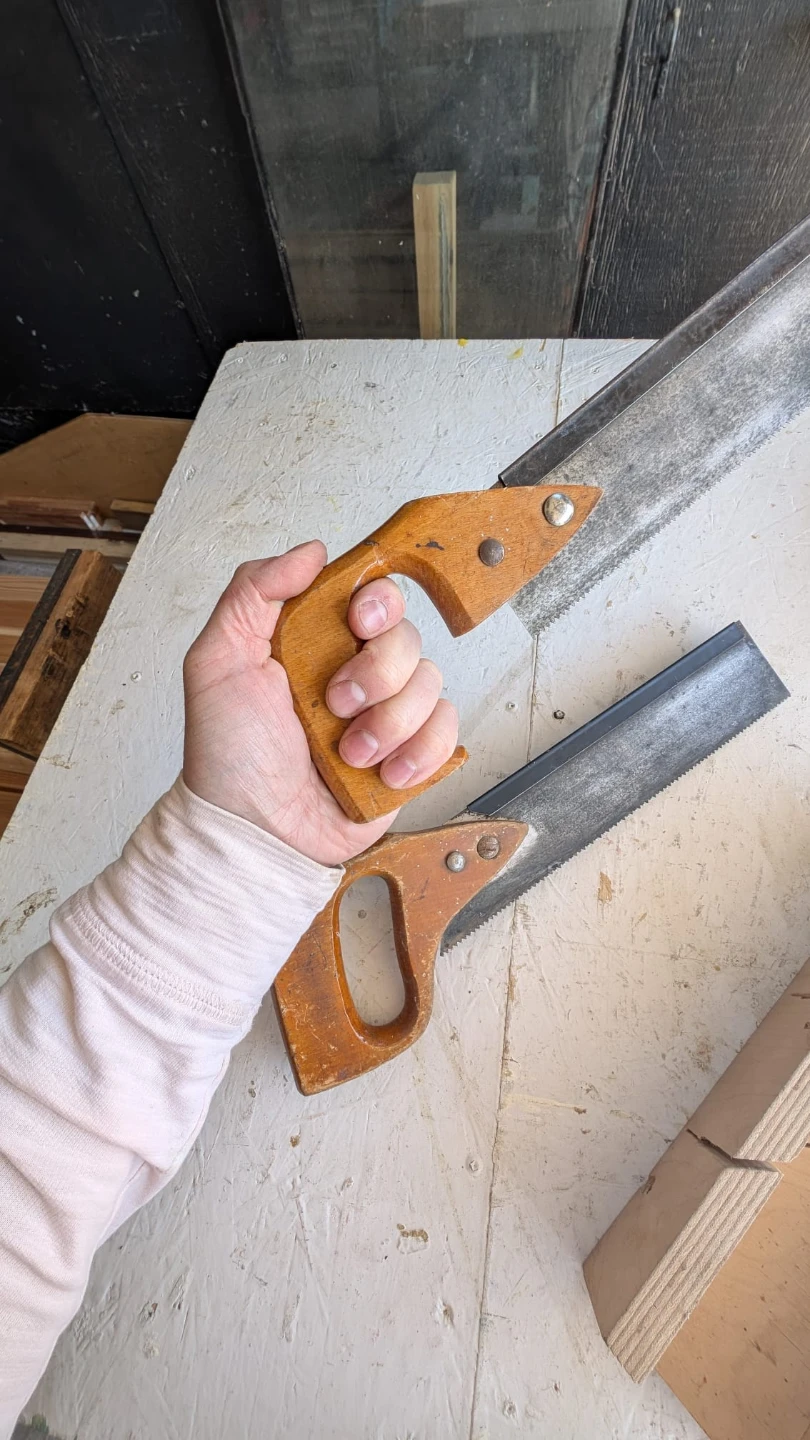 Pair of Hand Saws with Mitre Box - photo 5