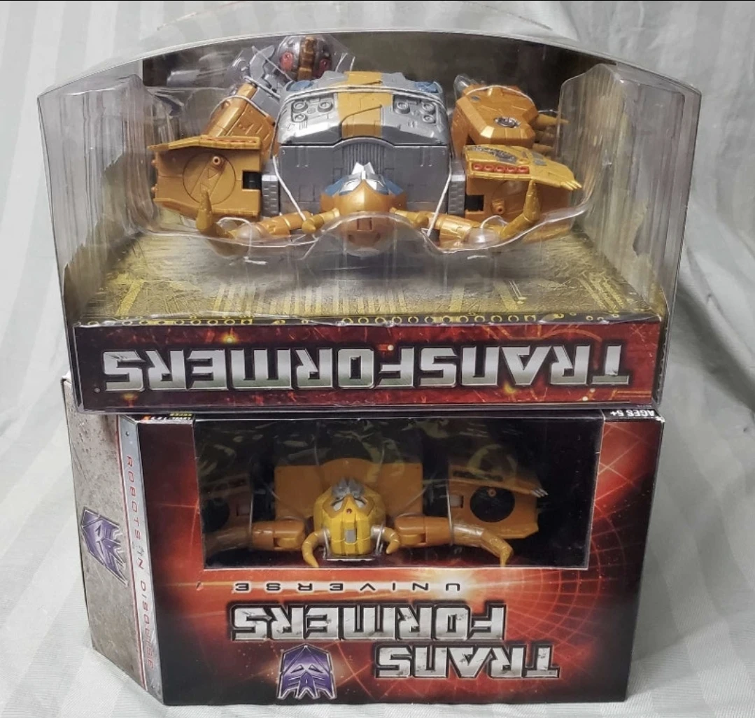 New Sealed Transformers Unicron 25th anni & toys r us exclusive - photo 4