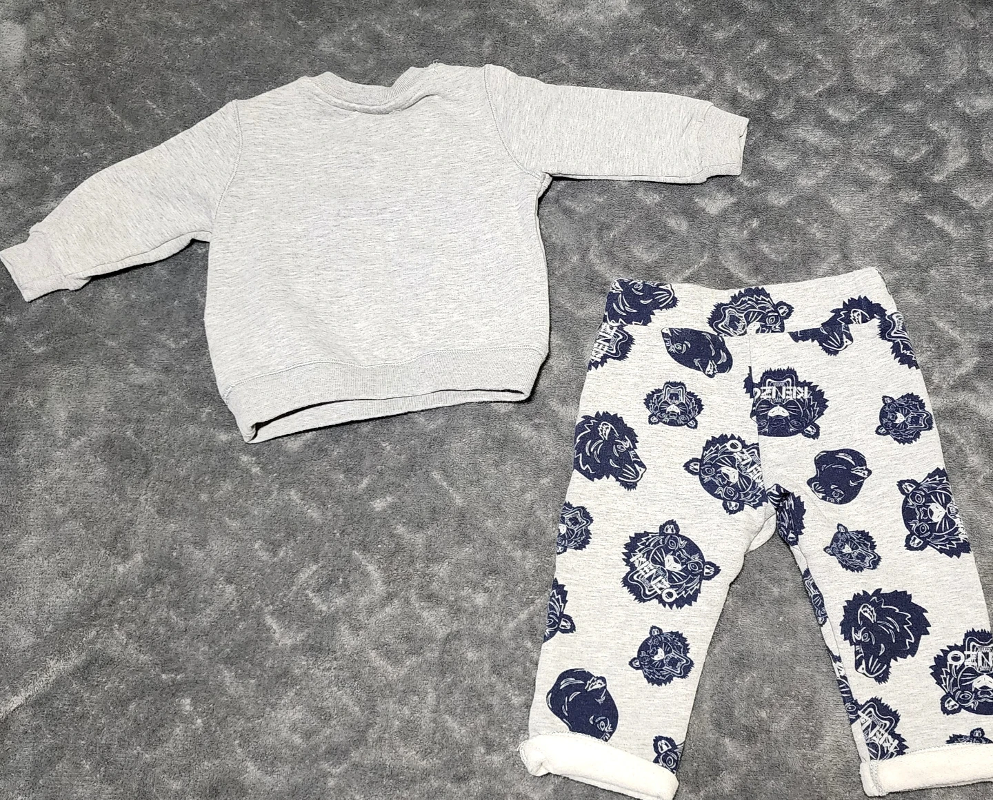 Kenzo Kids Grey Tiger Sweatshirt & Pants Set - 6M/68 - photo 2