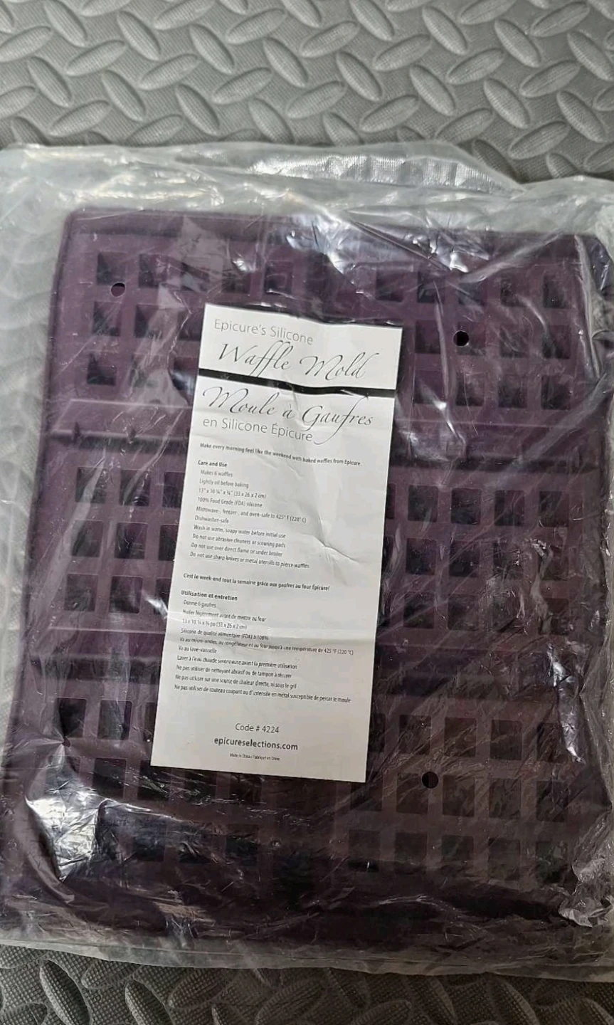 Epicure Silicone Waffle Mold 🌱