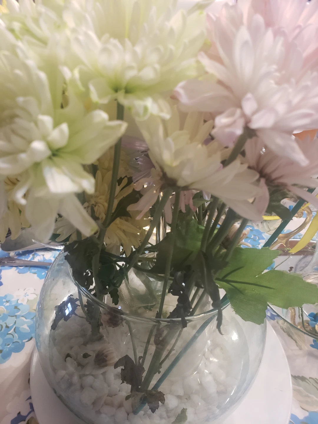 Glass Vase with Artificial Flowers and Candle - photo 4