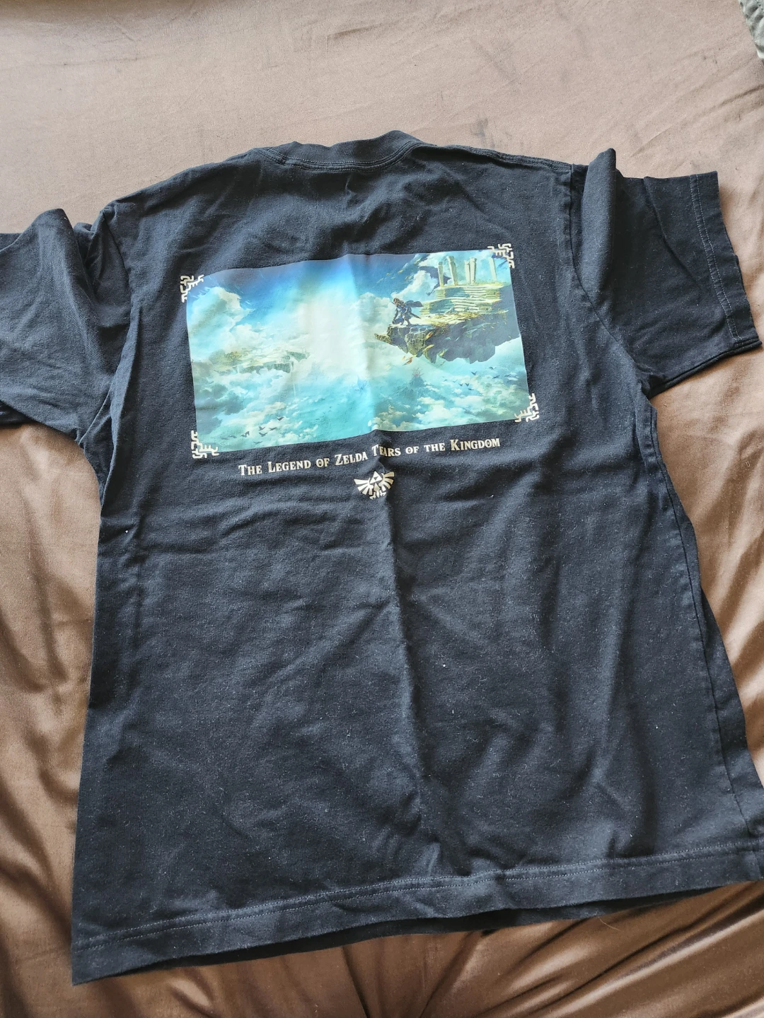 UNIQLO UT The Legend of Zelda T-Shirt - Medium - photo 2