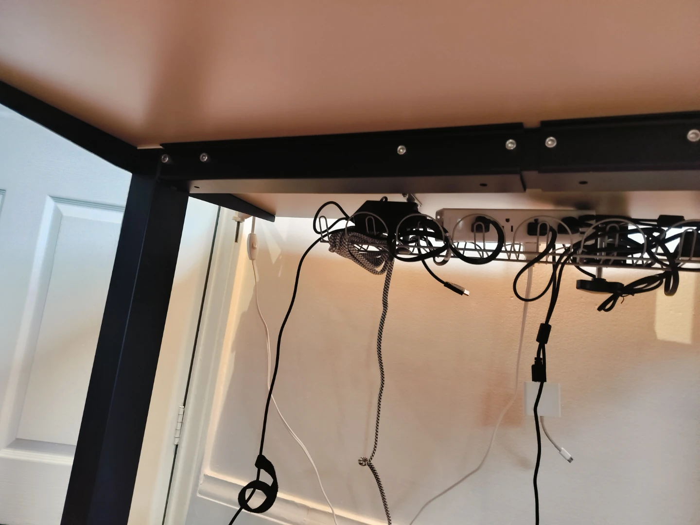 Manual Crank Standing Desk - photo 5