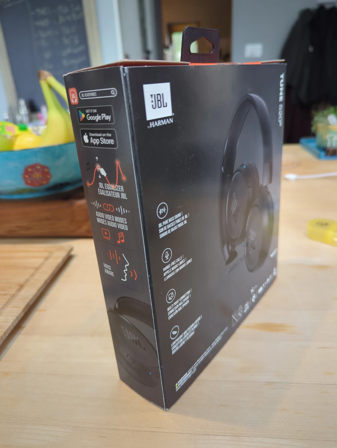 JBL Tune 520BT Wireless On-Ear Headphones - photo 2