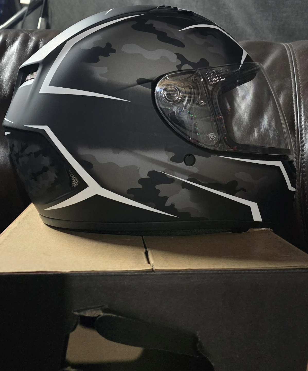 Bell Qualifier Stealth Camo Matte Motorcycle Helmet - photo 4