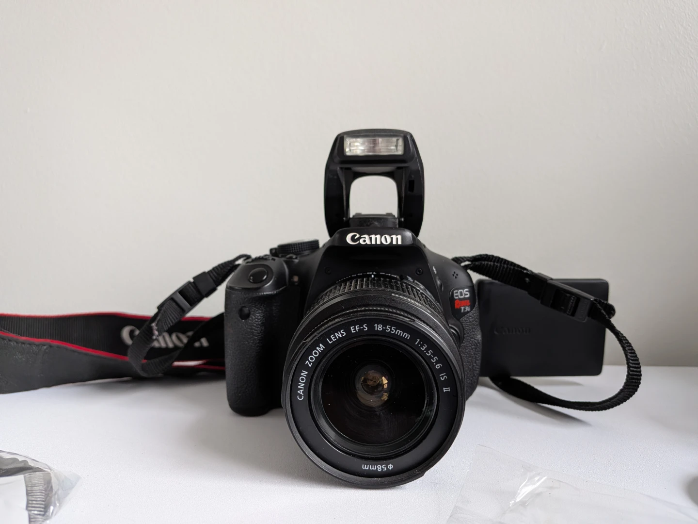 Canon EOS Rebel T1i DSLR with 18-55mm Lens and Accessories - photo 2