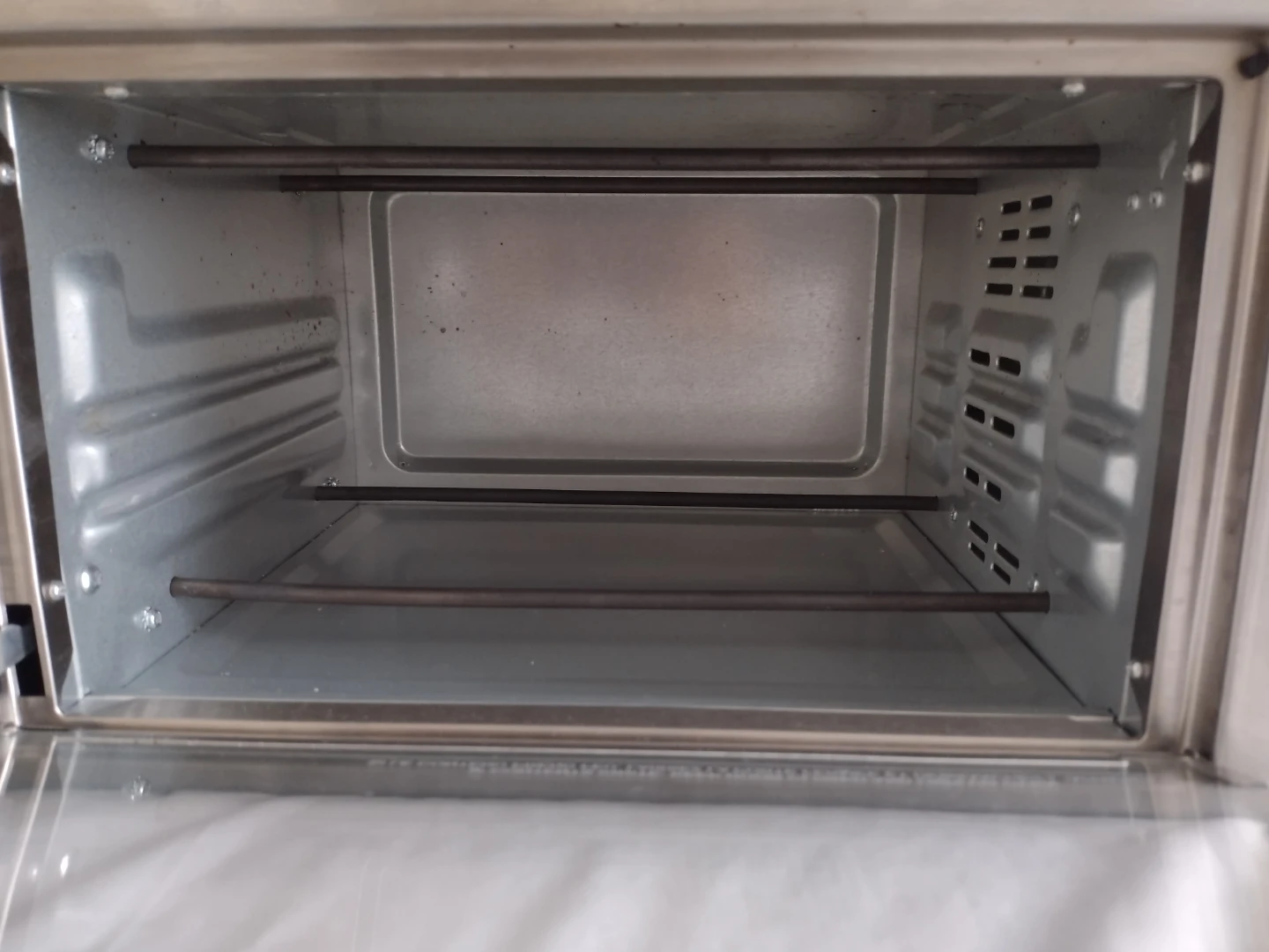 Hamilton Beach Toaster Oven - photo 3