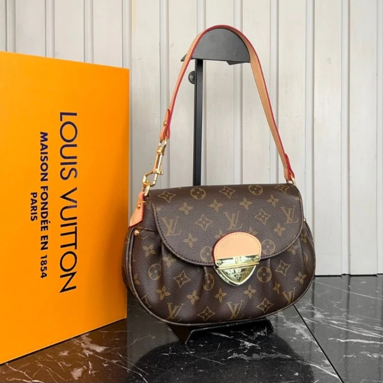 Louis Vuitton Monogram Shoulder Bag
