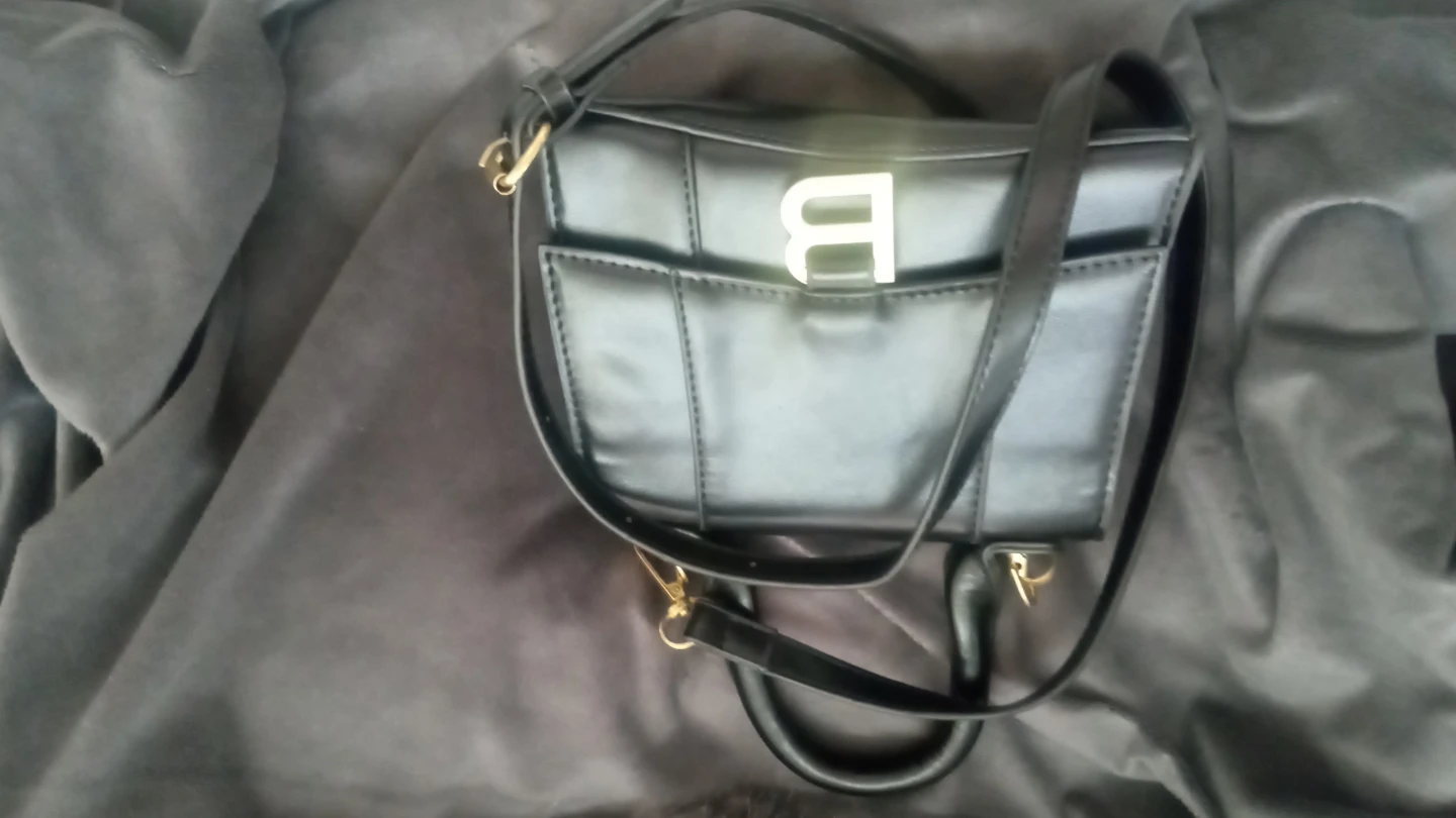 Black Handbag with 'B' Logo - photo 2
