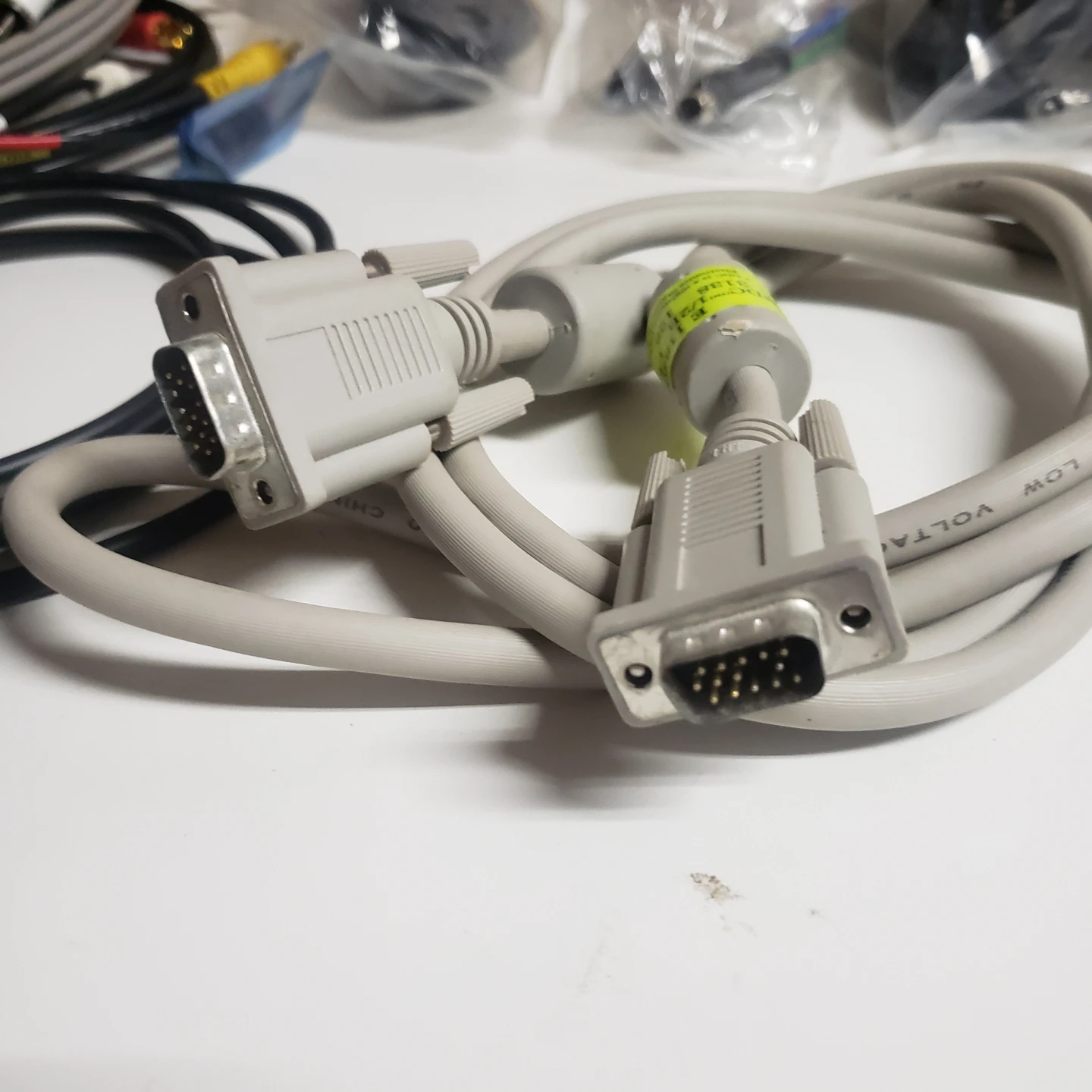 Assorted Computer Cables and others, enquire - photo 4