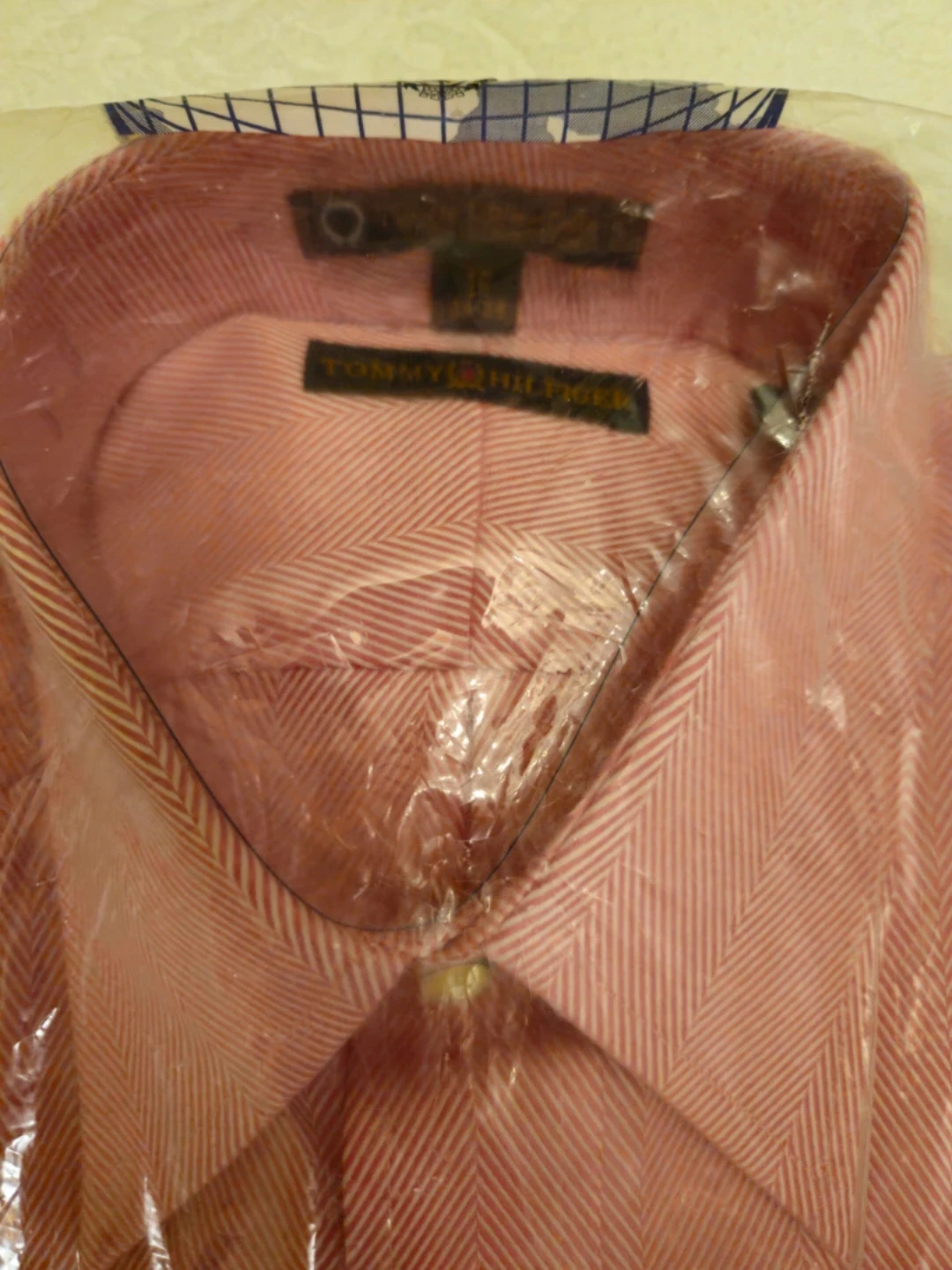 Tommy Hilfiger Men's Pink Herringbone Dress Shirt - photo 2