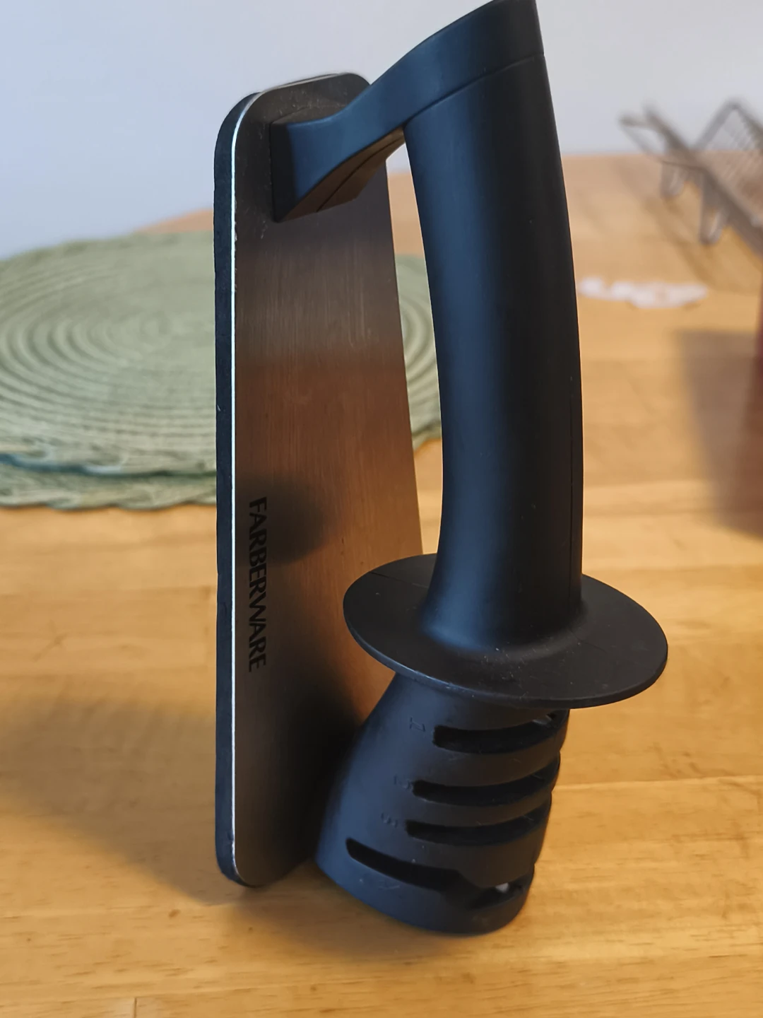 Farberware Knife and Scissors sharpener