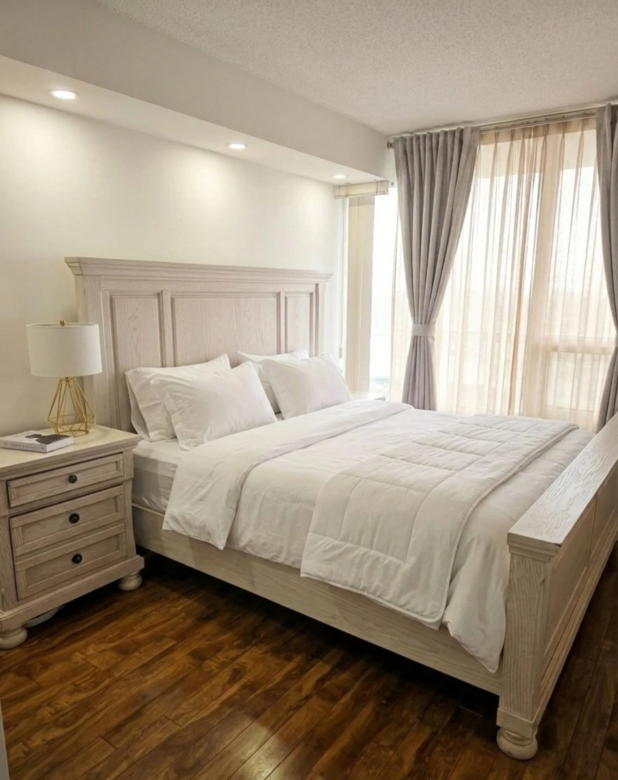🛏️ Ashley Furniture Bedroom Set – Like New (Purchased May 2024) - photo 2