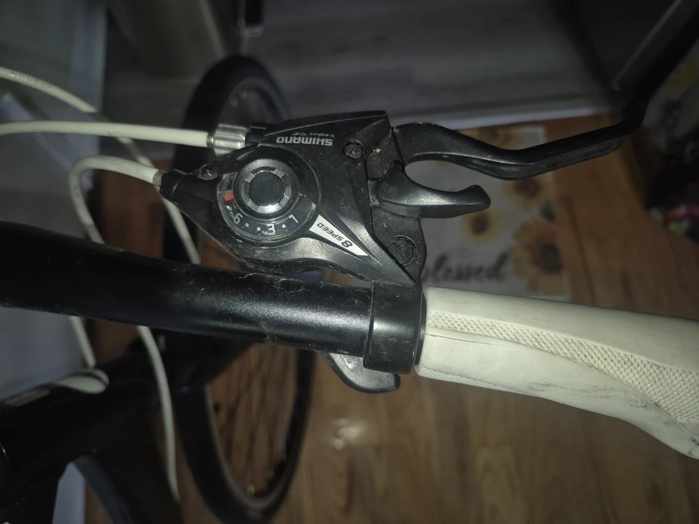 Giant Escape 3 Hybrid Bike - photo 2