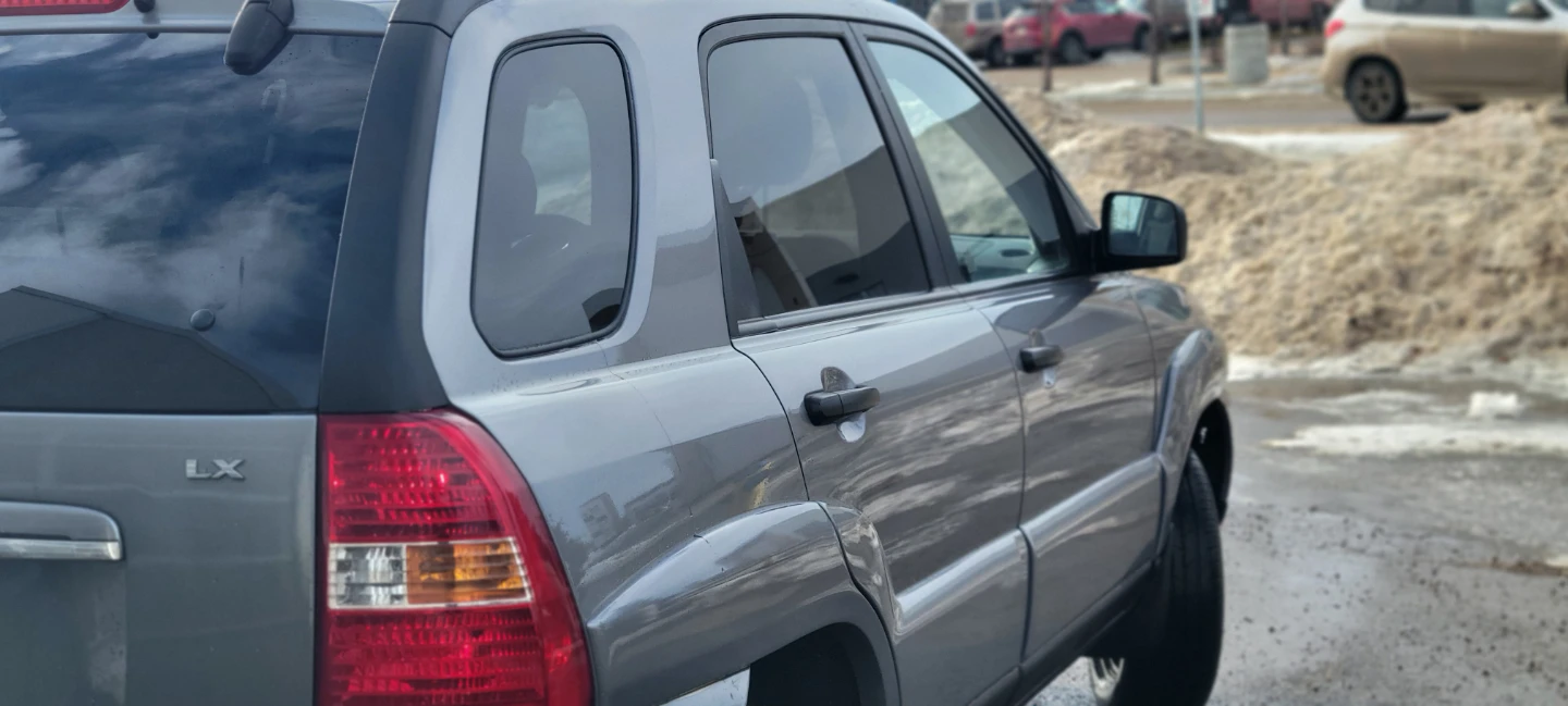 Grey Kia Sportage LX SUV - photo 4