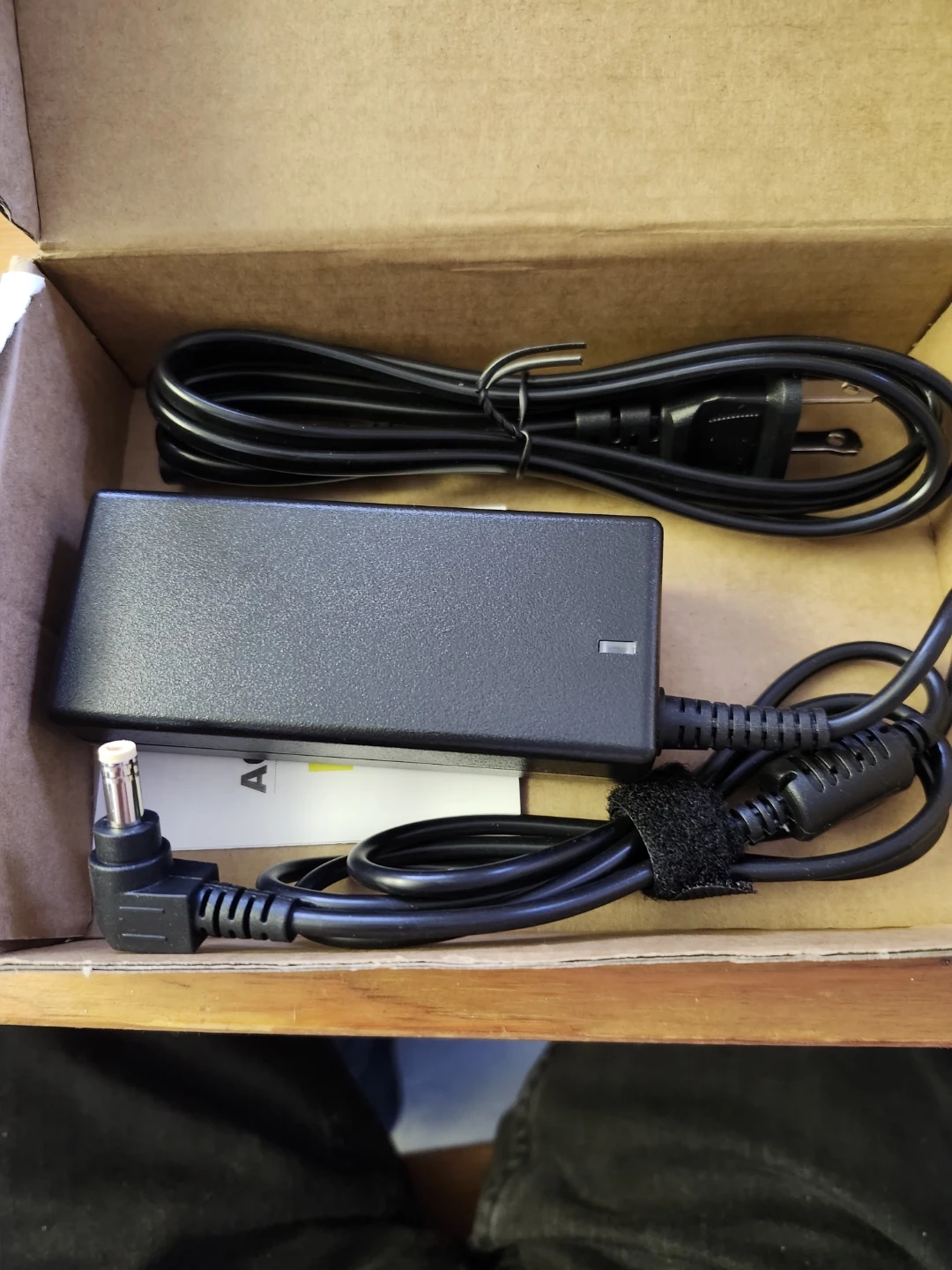 AC Adapter Laptop Charger BRJ65190342 65W