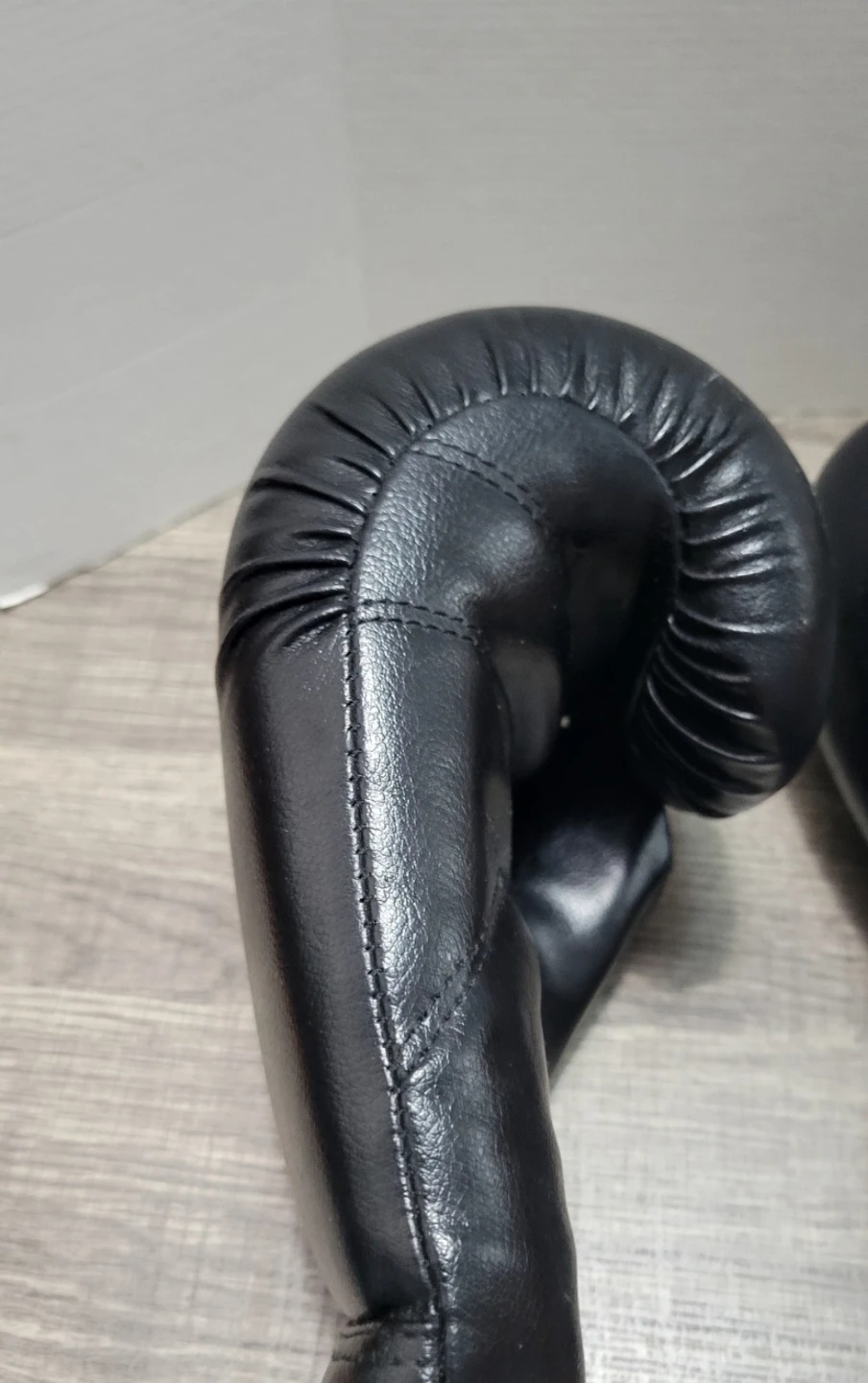 Fila Black Boxing Gloves and 2 boxing reflex - photo 4
