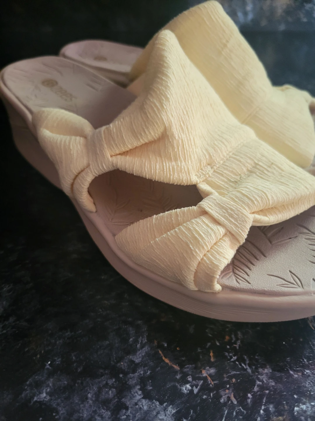 Bzees Women's Slip-on Sandals - photo 3