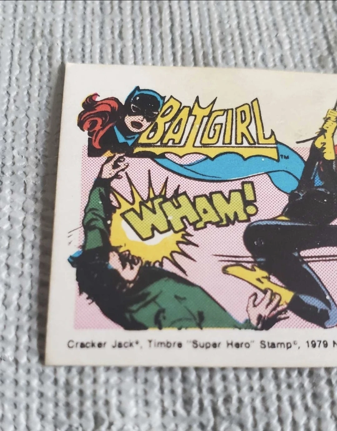 1979 Cracker jack dc comics Batgirl stamp card - photo 2